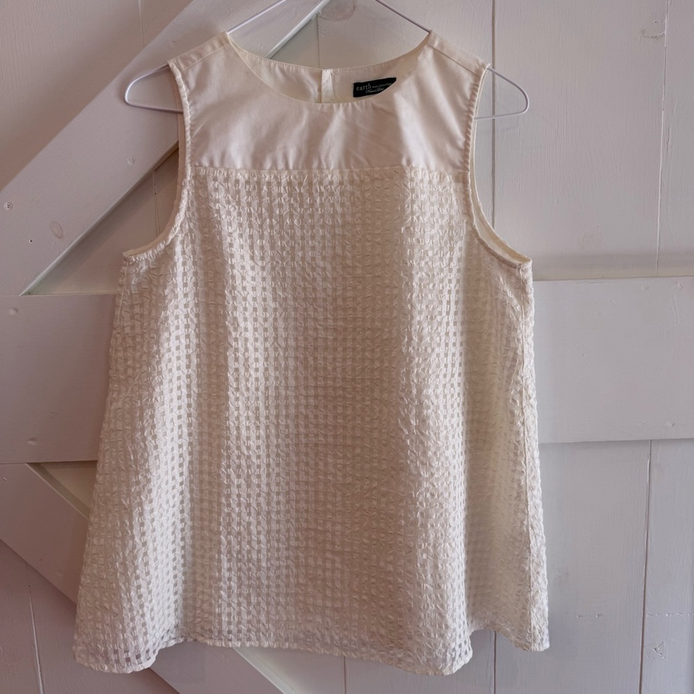 Earth Music & Ecology‎ Off White Sleeveless Textured Top Size F (US Large)